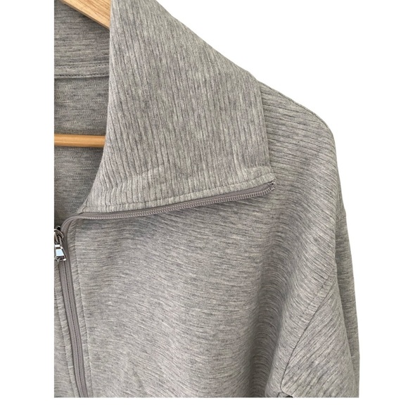Old Navy Gray Full Zip Funnel Neck Ribbed Performance Jacket NWT Size XS - Picture 3 of 9